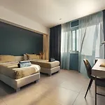 Luna Nova Bed & Breakfast 4*