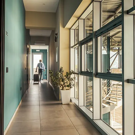 Alojamento de Acomodação e Pequeno-almoço Luna Nova